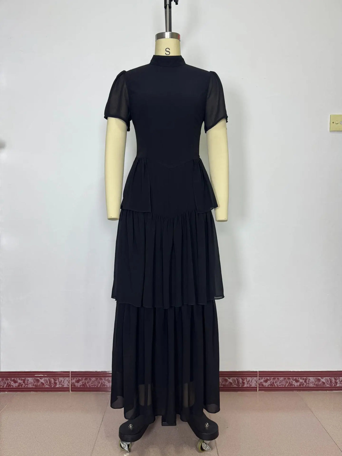 Women's Pleated Mid-Calf Dress – Short Sleeve Slim Fit Solid Color Dress