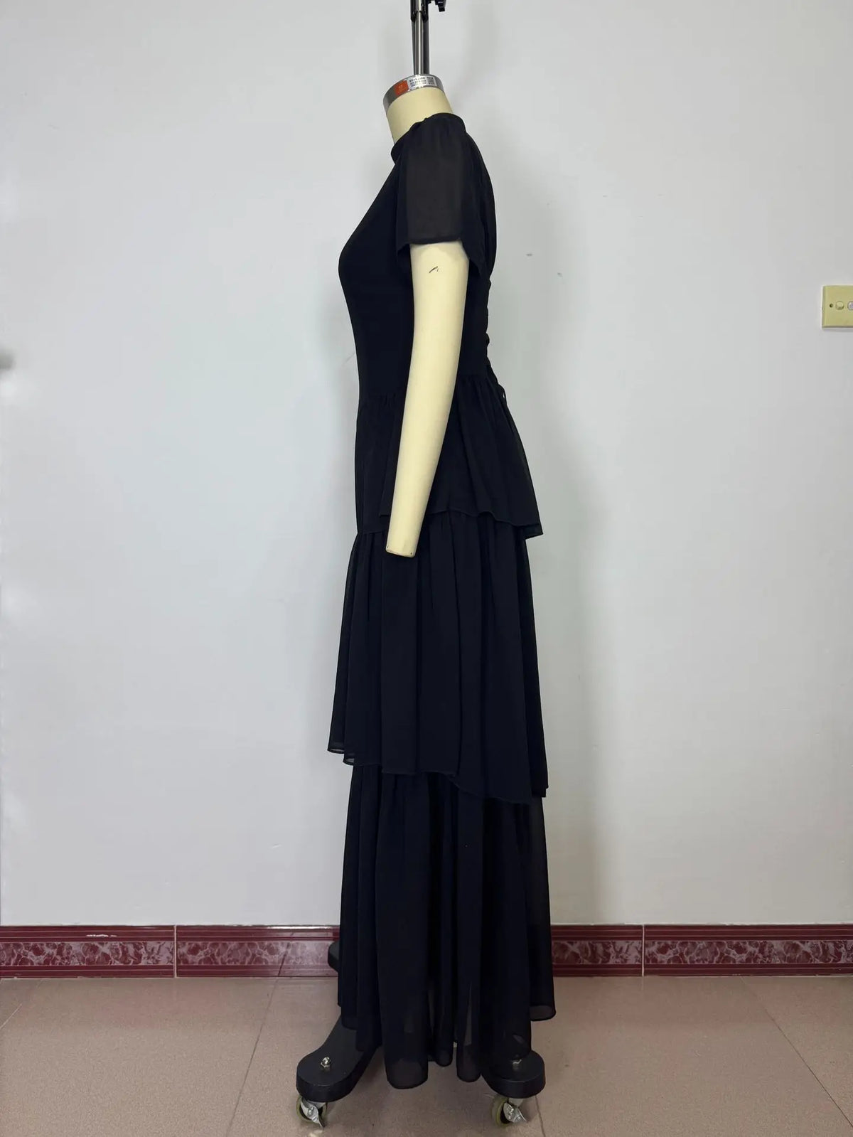 Women's Pleated Mid-Calf Dress – Short Sleeve Slim Fit Solid Color Dress